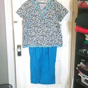 Laura ashley scrub set